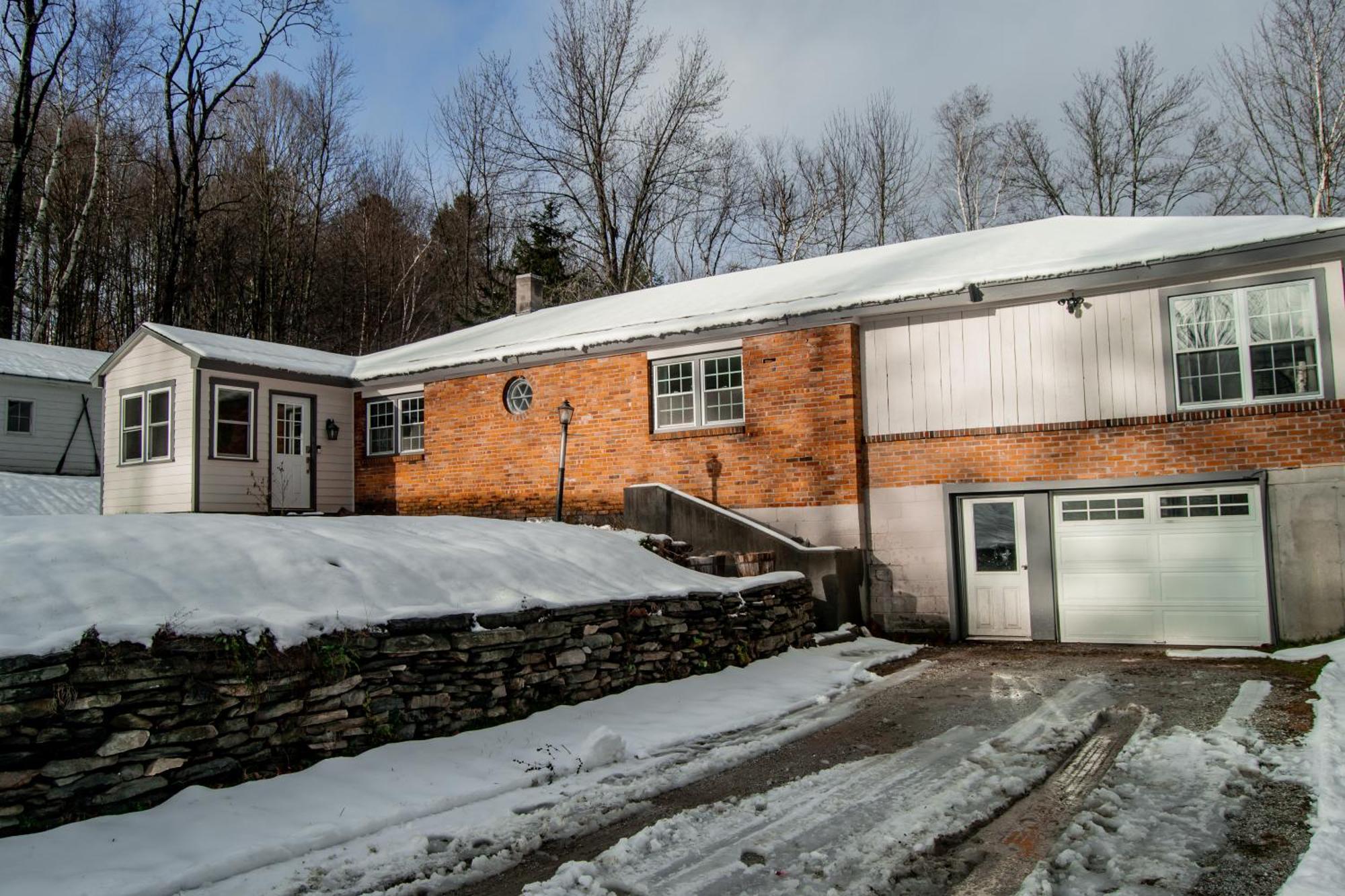 Birch House: Cozy Cabin 5 Min From Okemo 러들로 외부 사진