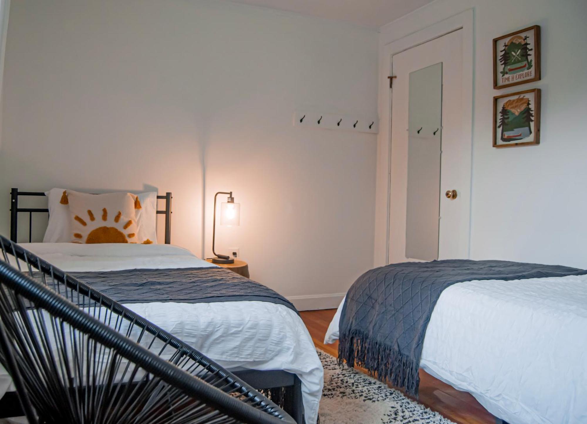 Birch House: Cozy Cabin 5 Min From Okemo 러들로 외부 사진
